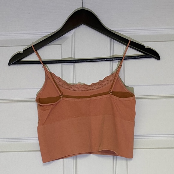 Urban outfitters stretchy tank top size M/L - Picture 2 of 2